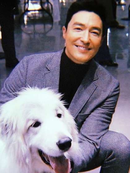 Daniel Henney height