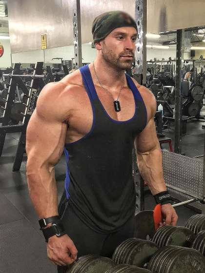 Bradley Martyn height